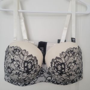 Torrid Push-Up Strapless Black/Ivory Printed Bra Size 42DD/42E